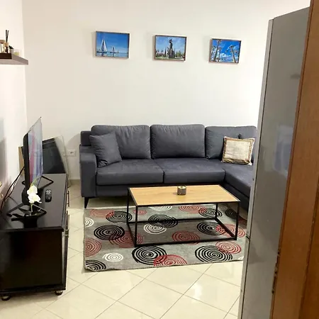 Greisi Apartment